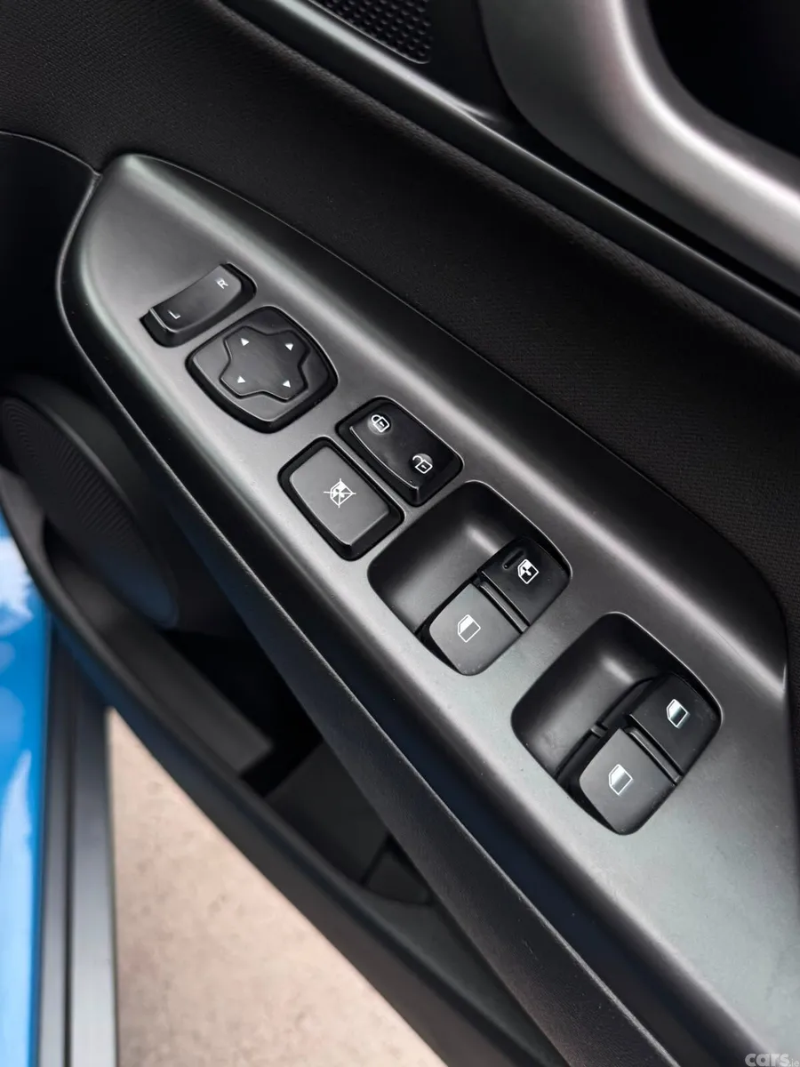 Hyundai KONA MPV, Petrol, 2018, Blue