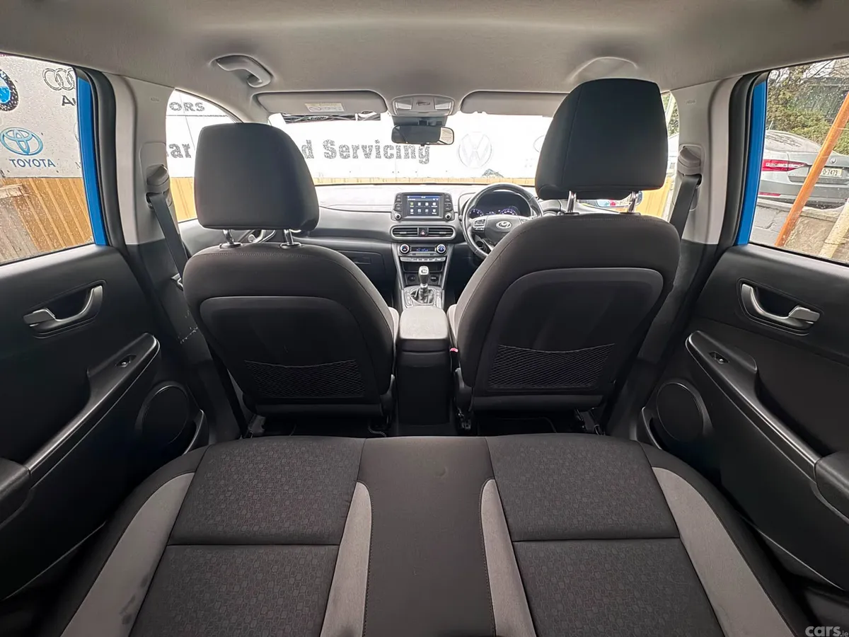 Hyundai KONA MPV, Petrol, 2018, Blue