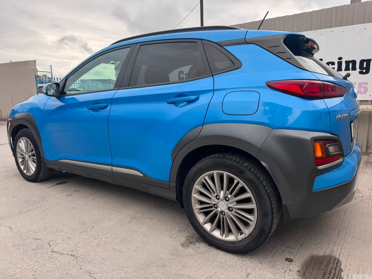 Hyundai KONA MPV, Petrol, 2018, Blue