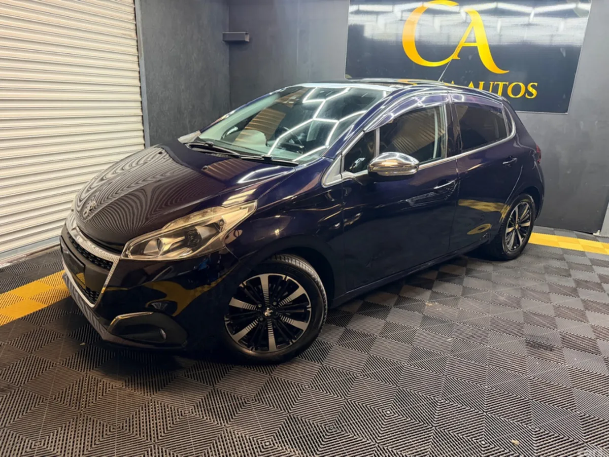 Peugeot 208 Hatchback, Petrol, 2017, Purple