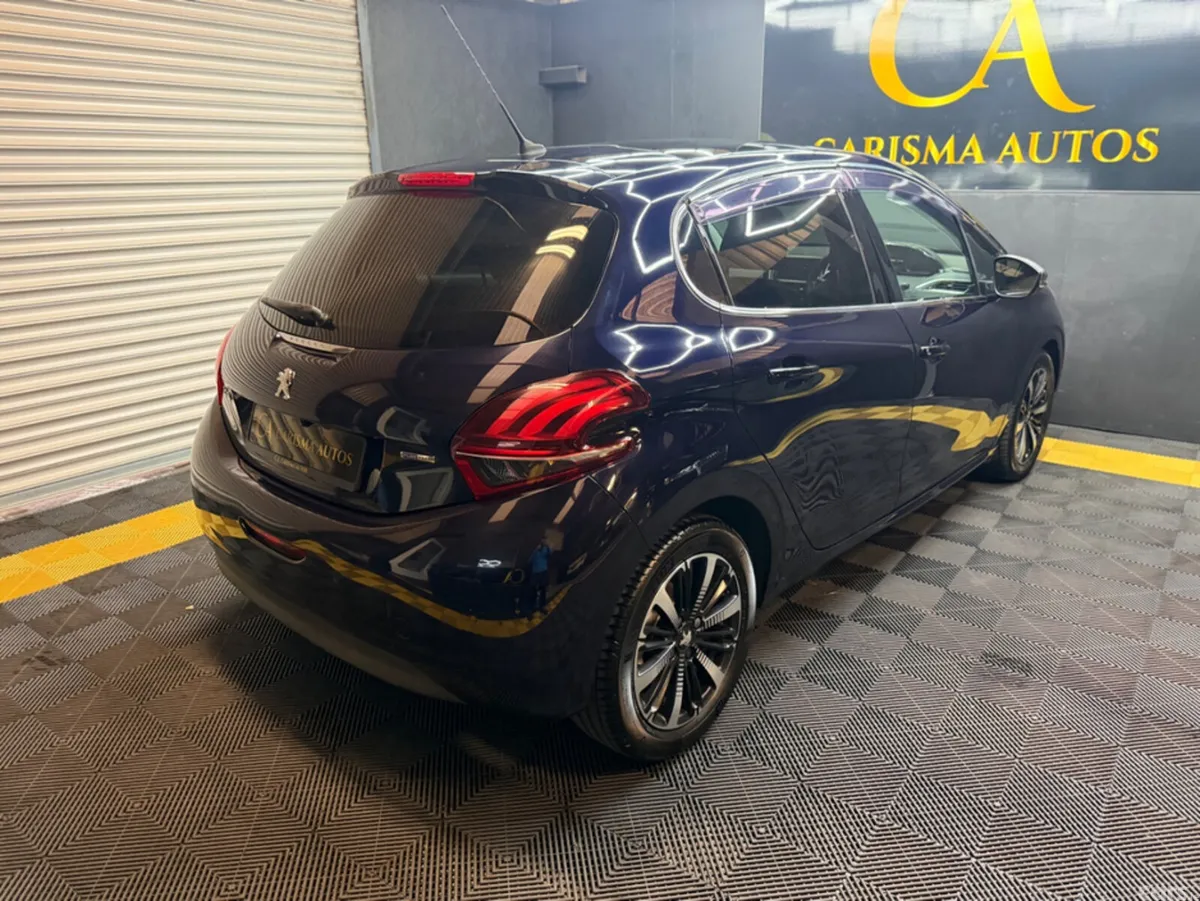 Peugeot 208 Hatchback, Petrol, 2017, Purple