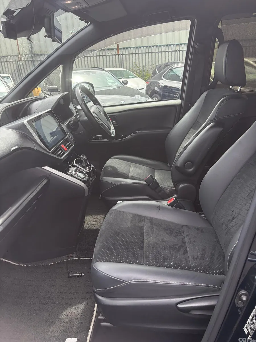 Toyota Voxy MPV, Petrol Hybrid, 2021, Blue