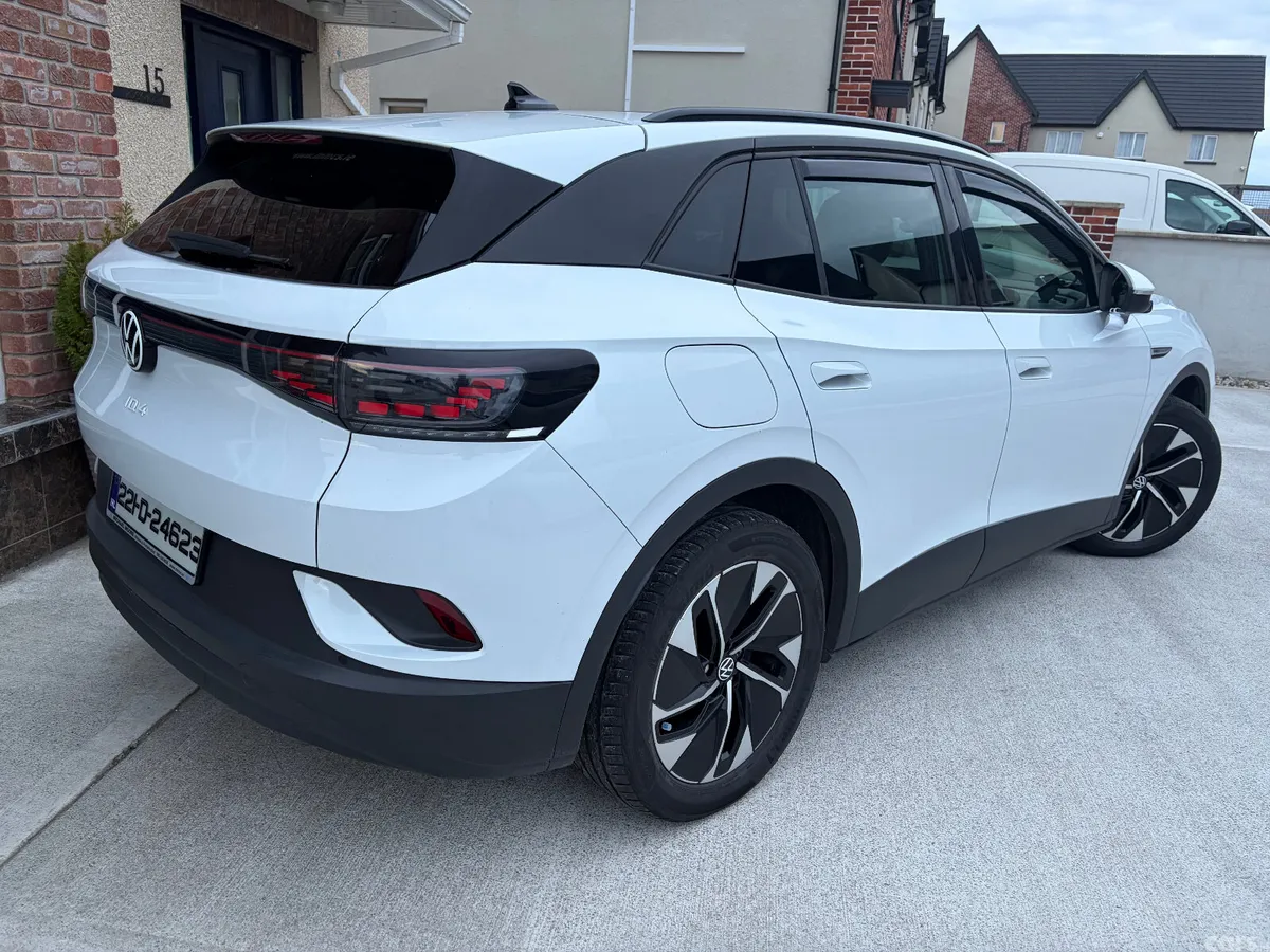 Volkswagen ID.4 Estate, Electric, 2022, White