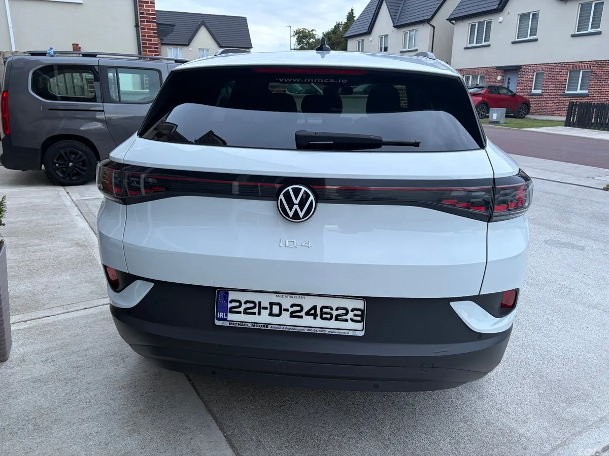 Volkswagen ID.4 Estate, Electric, 2022, White