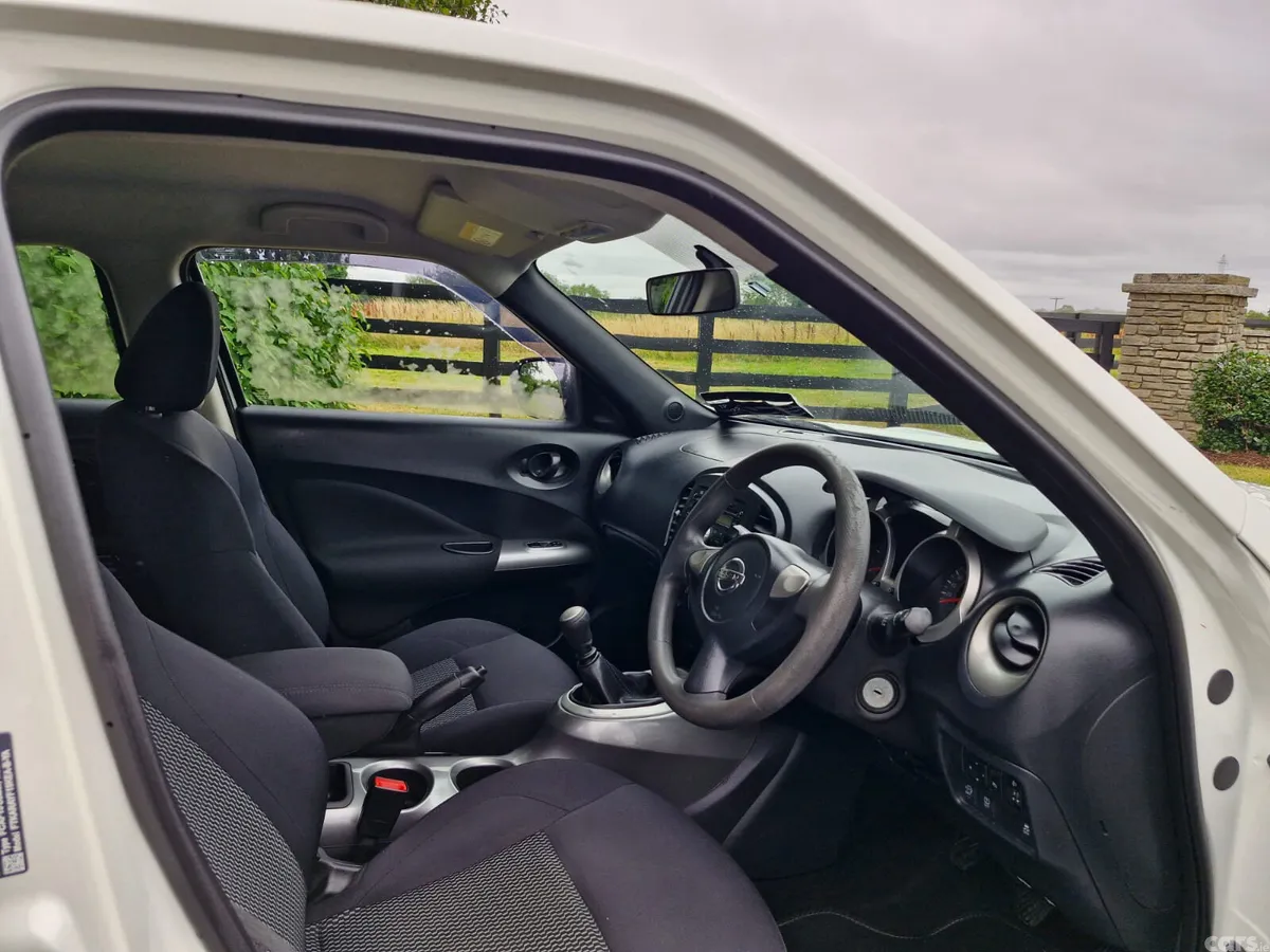 Nissan Juke SUV, Diesel, 2017, White