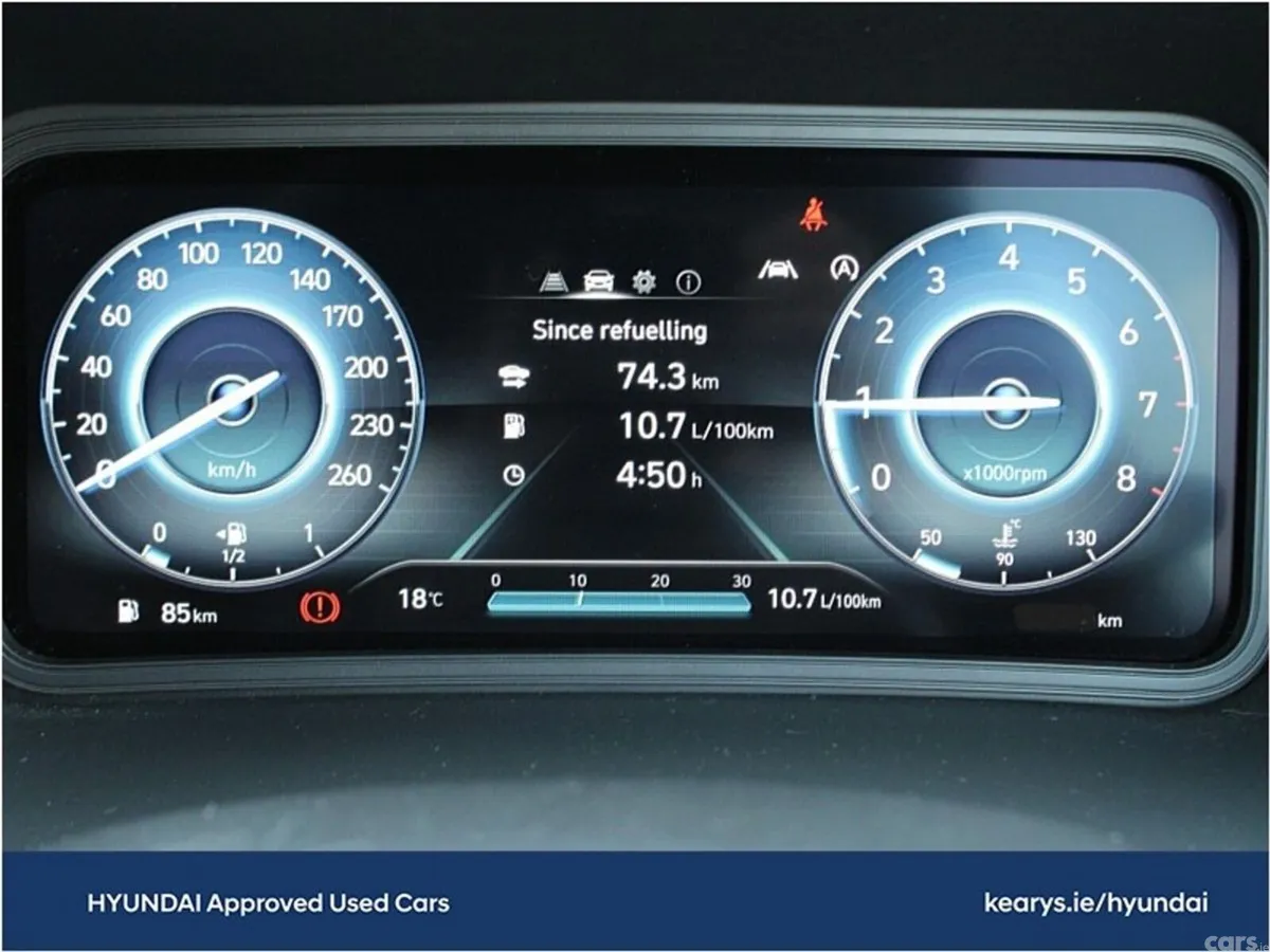Hyundai KONA MPV, Petrol, 2023, White
