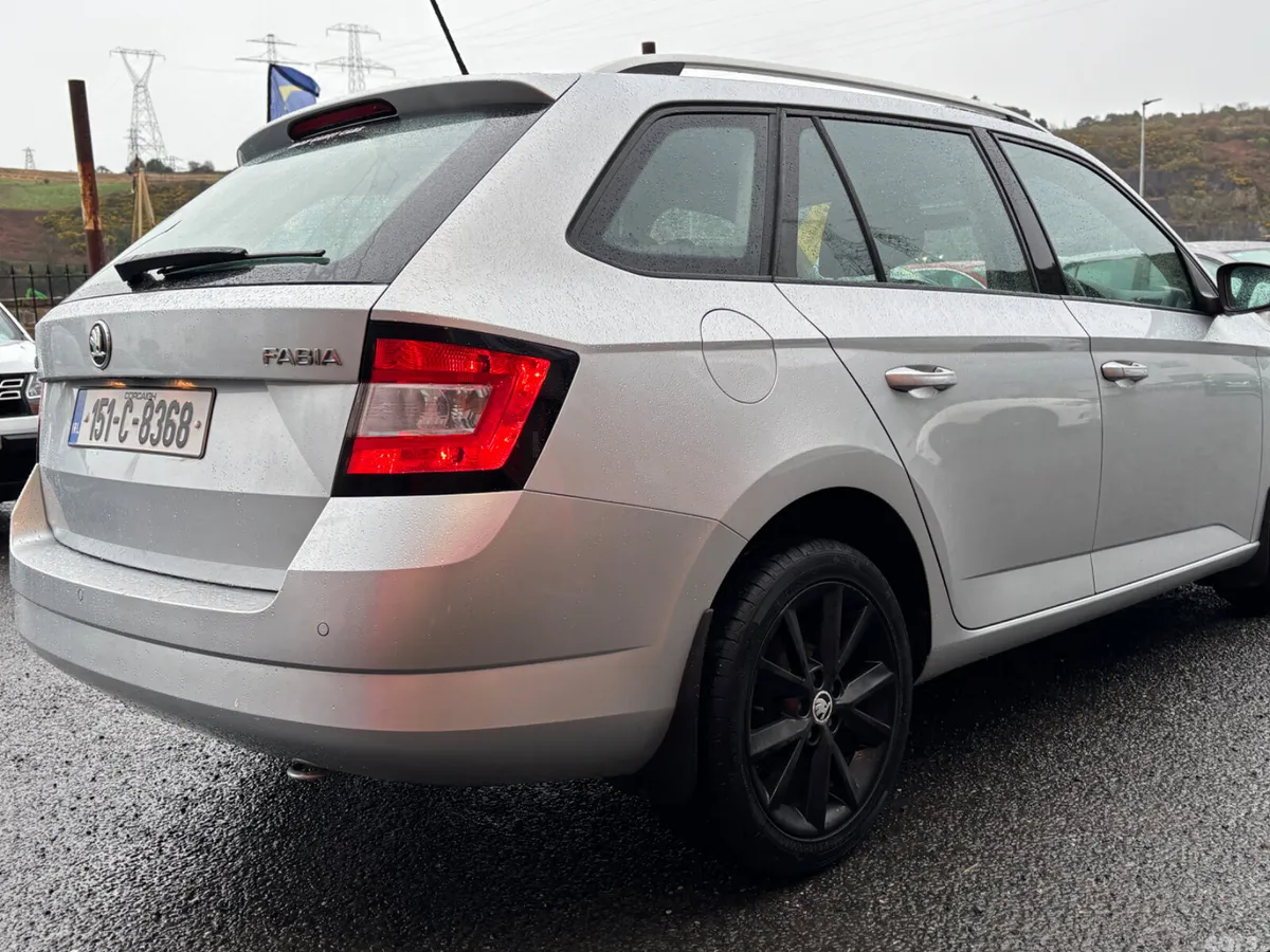 Skoda Fabia Estate, Petrol, 2015, Silver