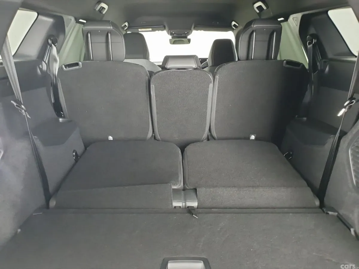 Peugeot 5008 SUV, Electric, 2026, Grey
