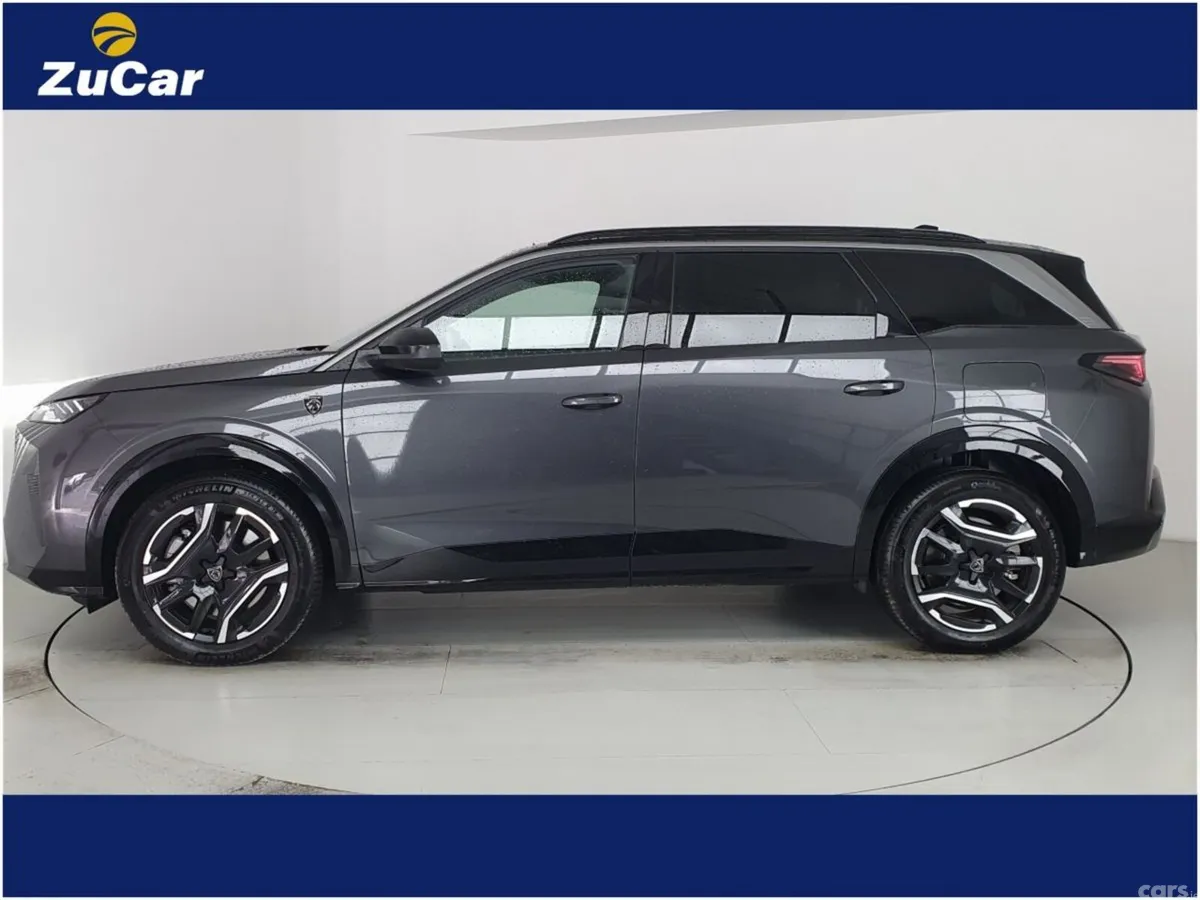 Peugeot 5008 SUV, Electric, 2026, Grey