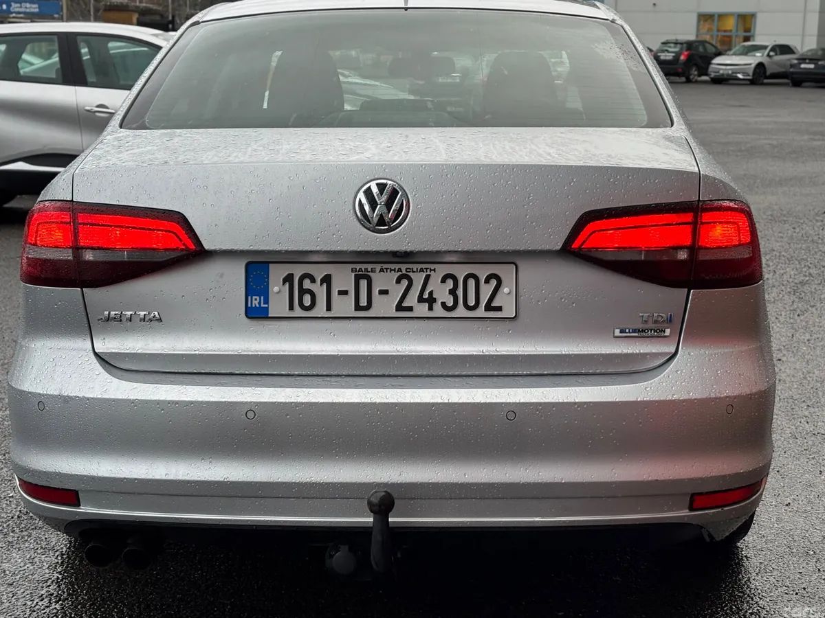 Volkswagen Jetta Saloon, Diesel, 2016, Silver