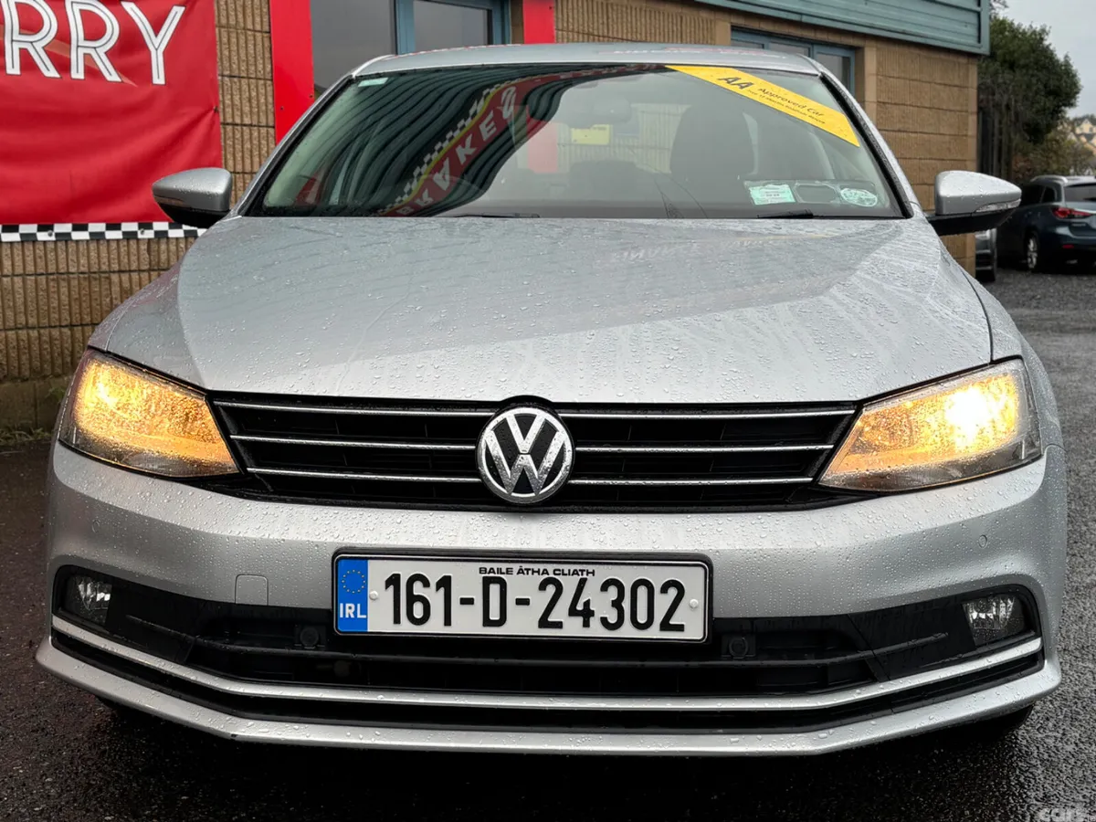 Volkswagen Jetta Saloon, Diesel, 2016, Silver