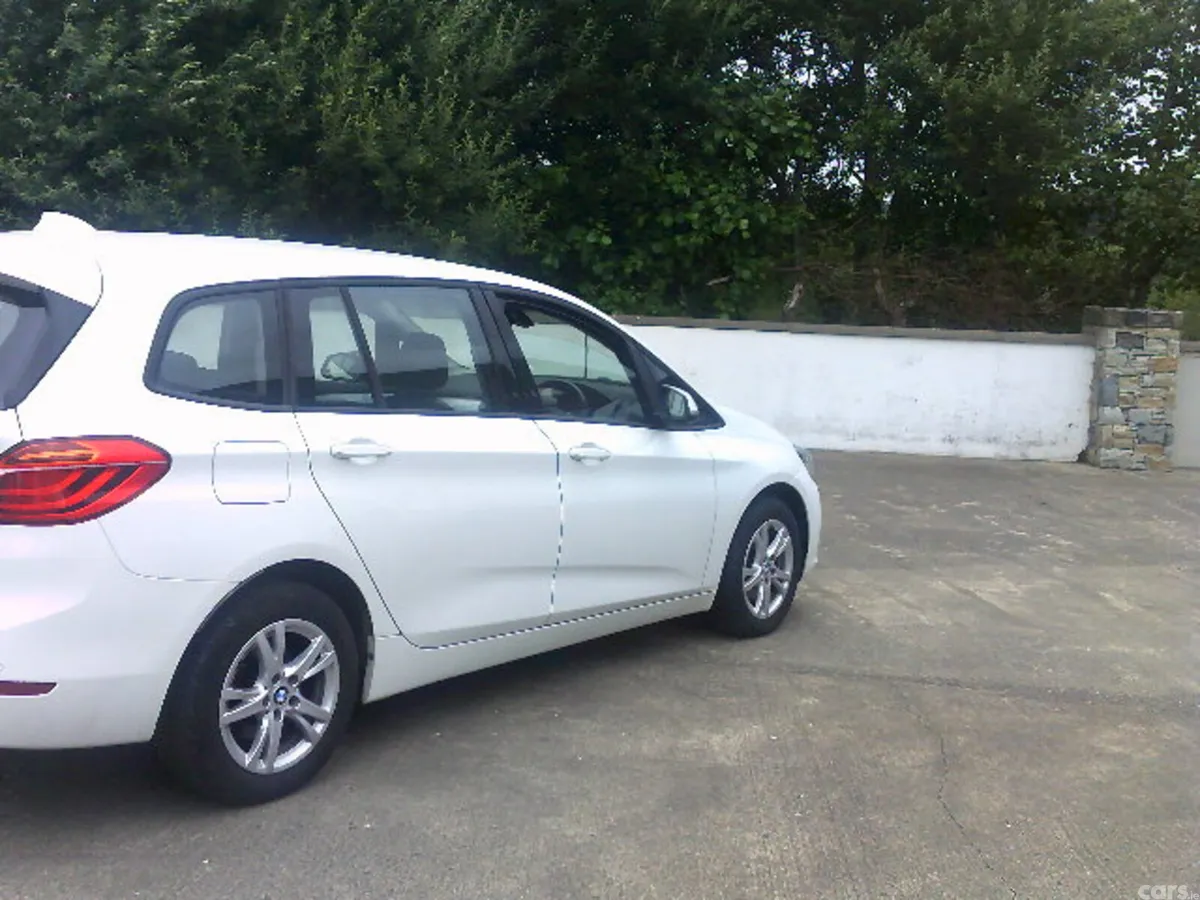 BMW 2-Series Estate, Petrol, 2016, White