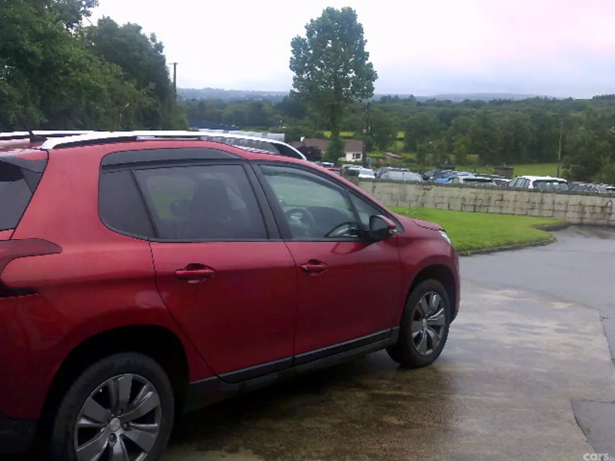 Peugeot 2008 Estate, Petrol, 2018, Red