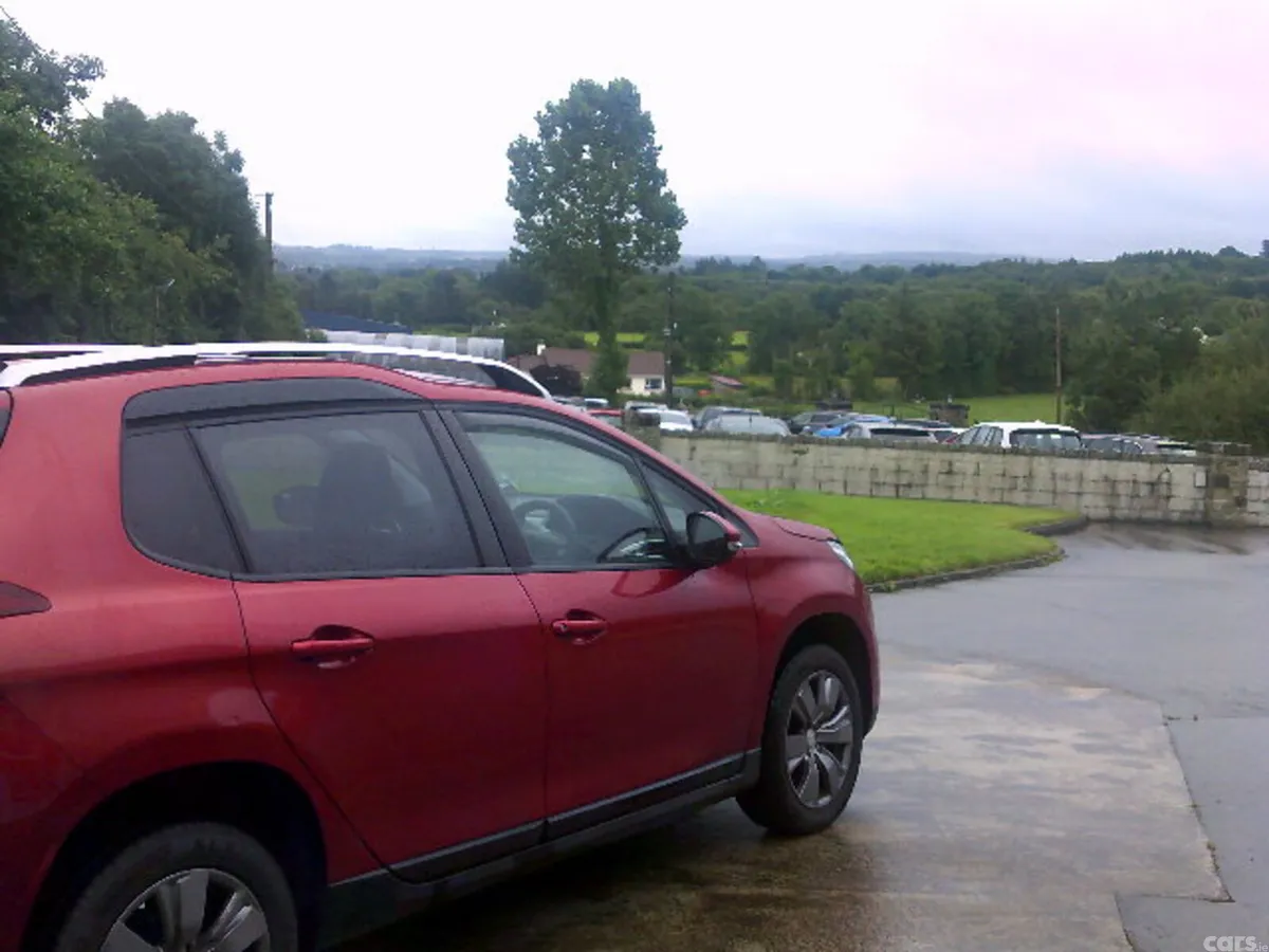 Peugeot 2008 Estate, Petrol, 2018, Red