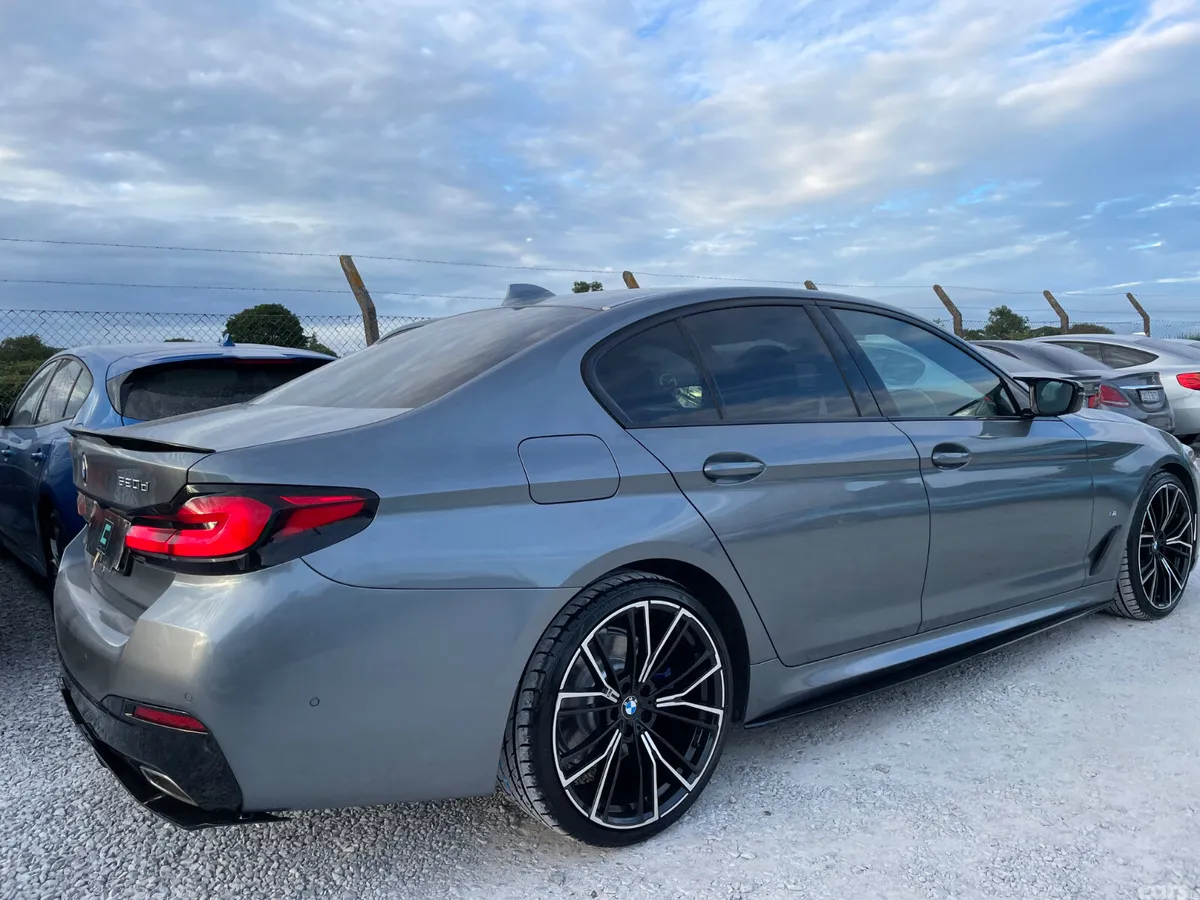 BMW 5-Series Saloon, Diesel, 2021, Blue