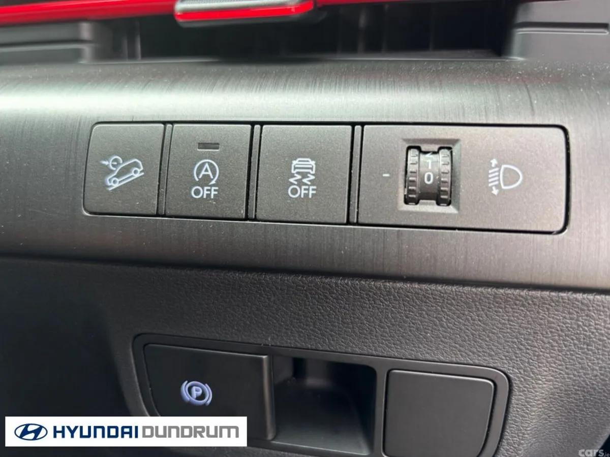 Hyundai KONA MPV, Petrol, 2023, Black