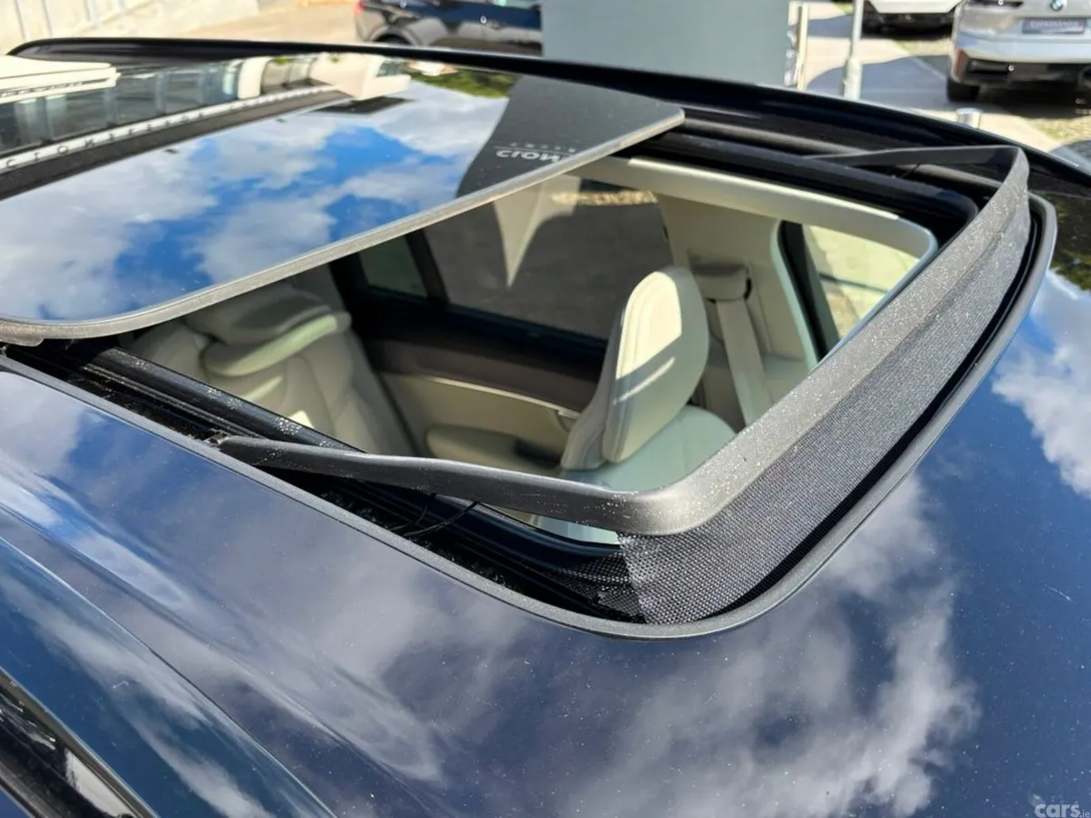 Volvo XC90 Estate, Petrol Hybrid, 2026, Black