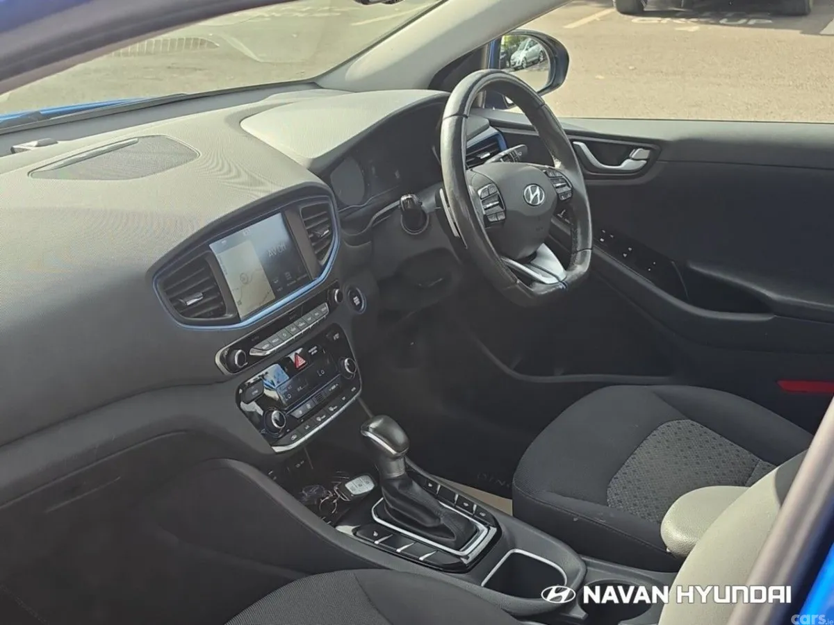 Hyundai IONIQ Hatchback, Petrol Plug-in Hybrid, 2018, Blue