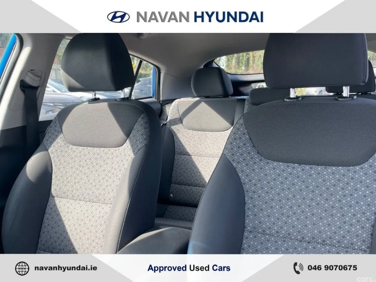 Hyundai IONIQ Hatchback, Petrol Plug-in Hybrid, 2018, Blue
