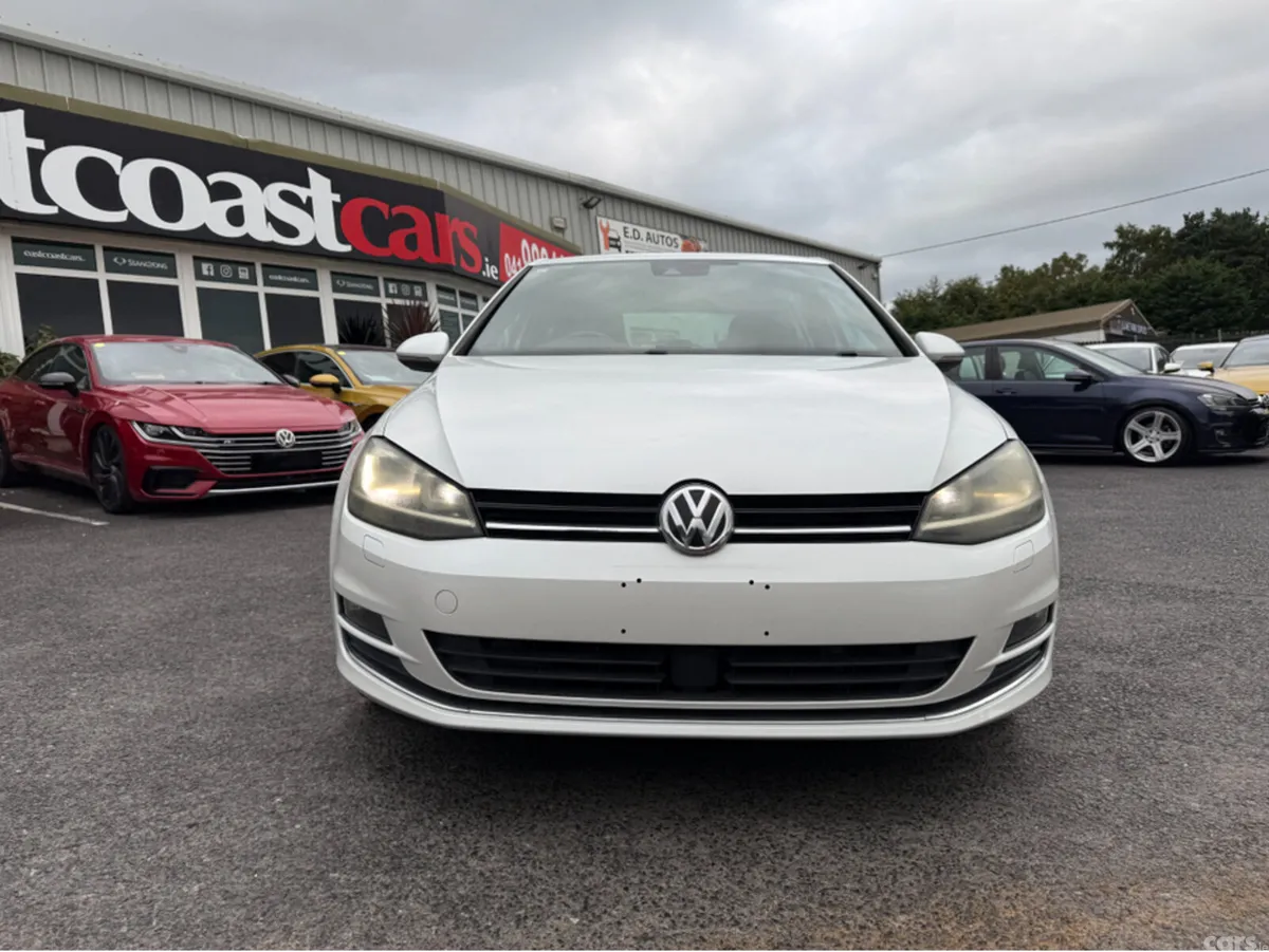 Volkswagen Golf Hatchback, Petrol, 2015, White