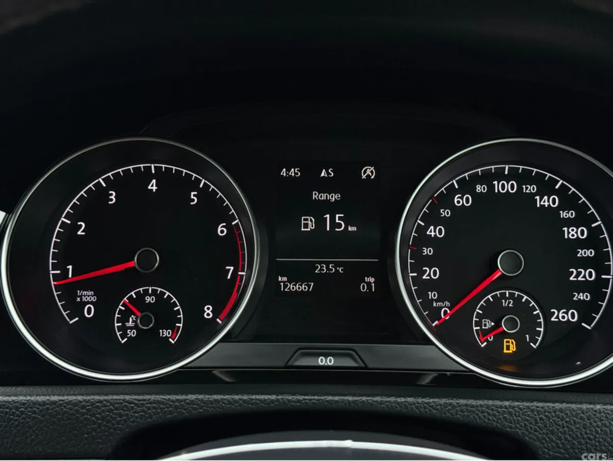 Volkswagen Golf Hatchback, Petrol, 2015, White