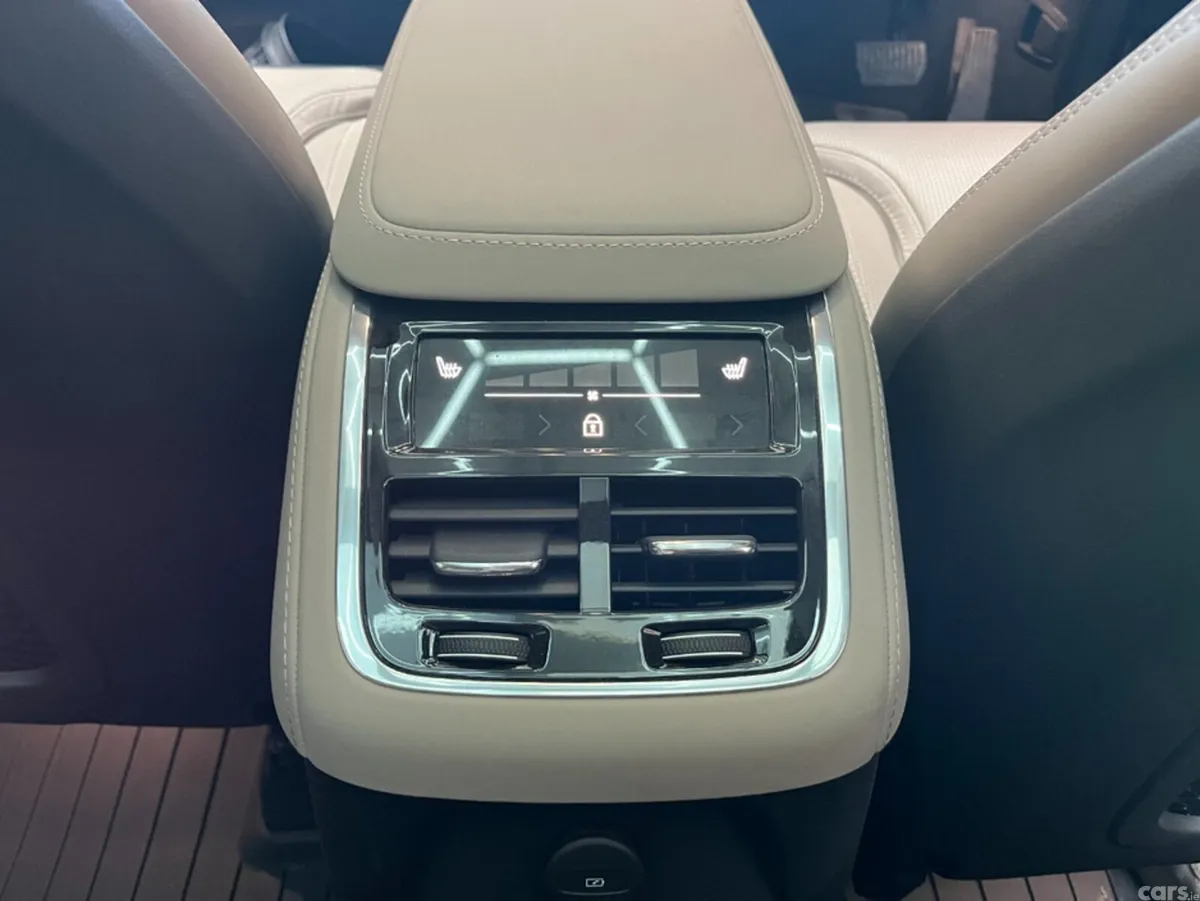 Volvo XC90 SUV, Petrol Plug-in Hybrid, 2025, White