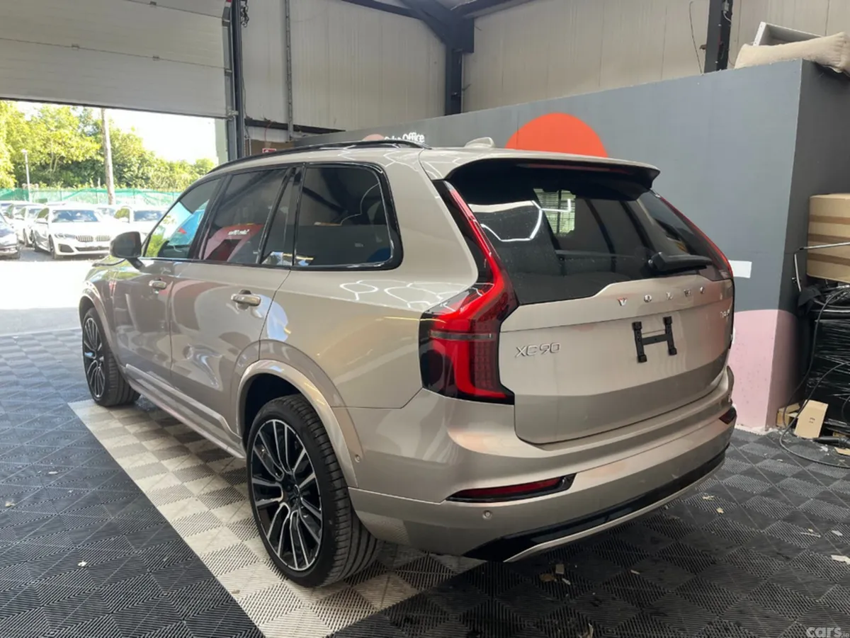 Volvo XC90 SUV, Petrol Plug-in Hybrid, 2025, Grey