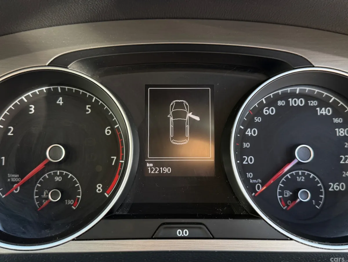 Volkswagen Golf Hatchback, Petrol, 2015, White