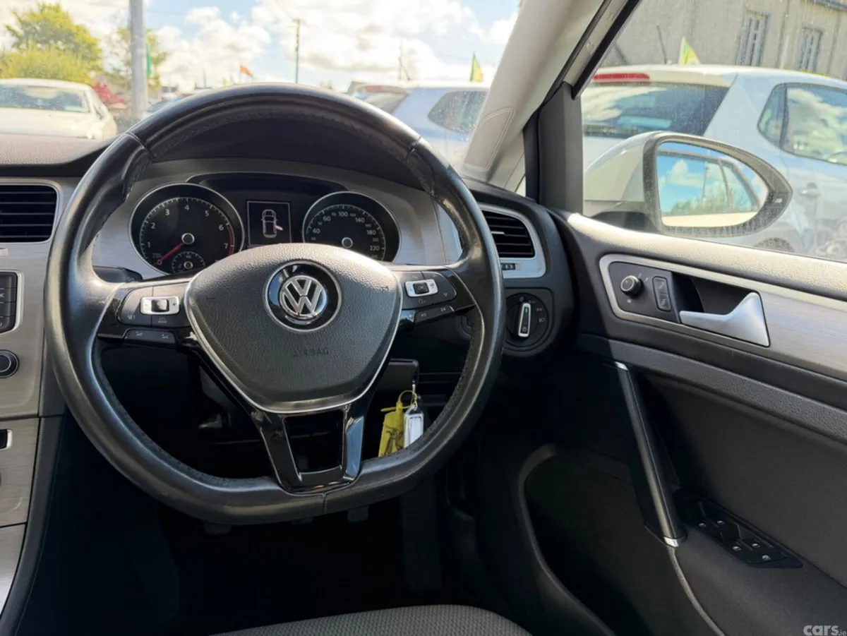 Volkswagen Golf Hatchback, Petrol, 2015, White