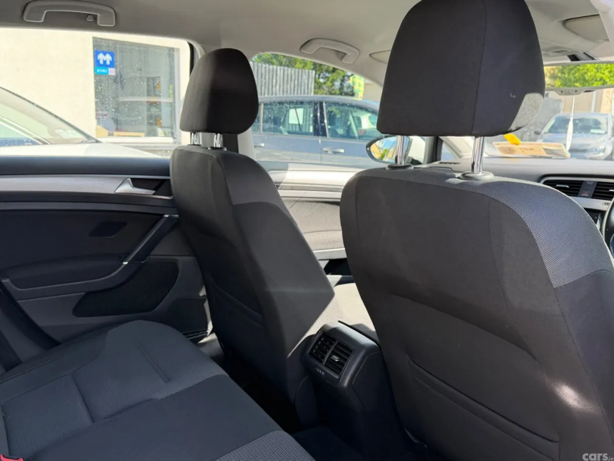 Volkswagen Golf Hatchback, Petrol, 2015, White