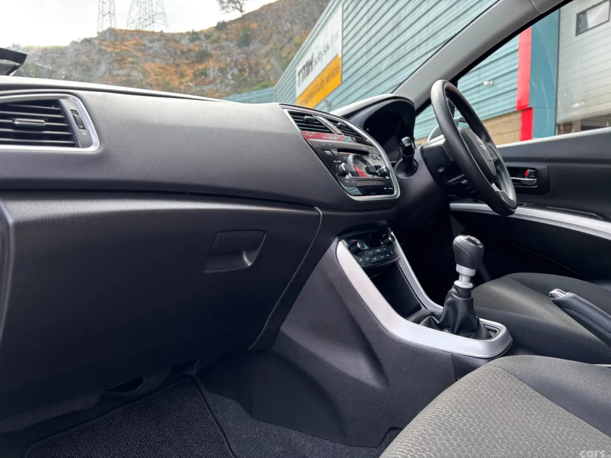 Suzuki SX4 SUV, Petrol, 2021, White