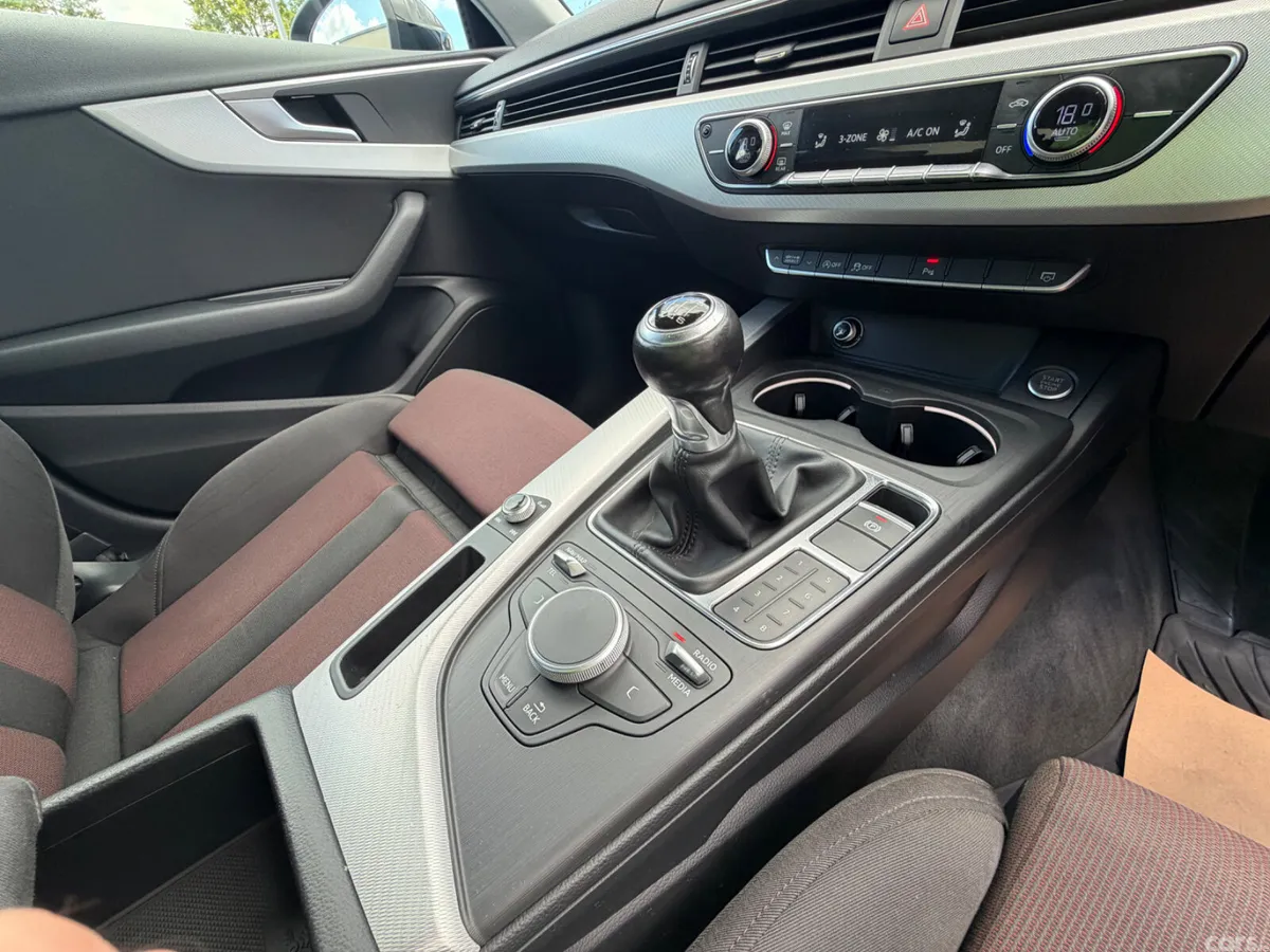 Audi A4 Saloon, Petrol, 2017, Black