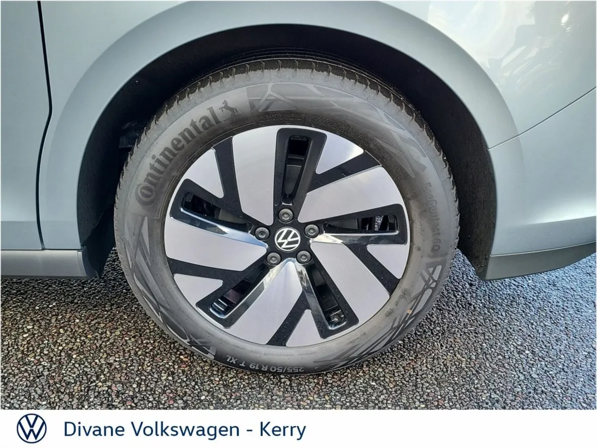 Volkswagen ID.Buzz MPV, Electric, 2027, Silver