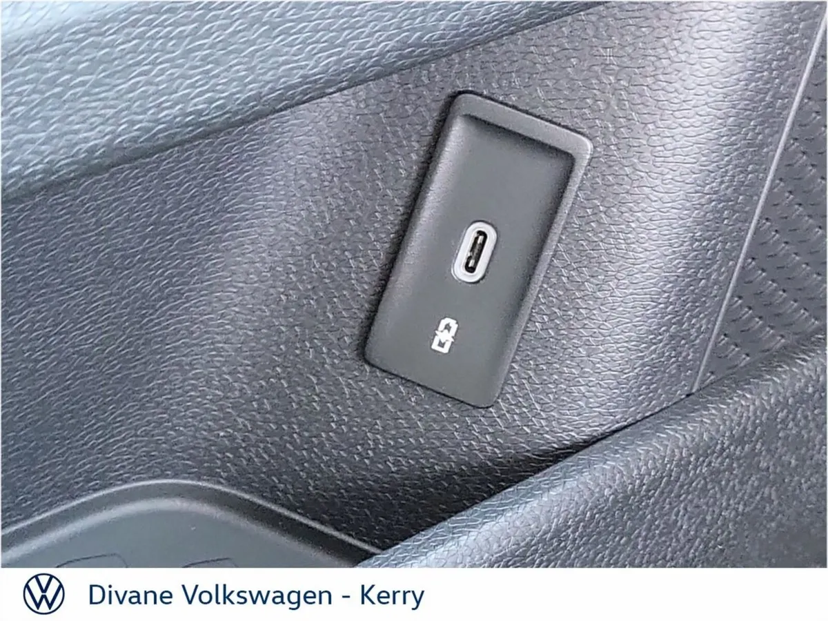 Volkswagen ID.Buzz MPV, Electric, 2027, Silver