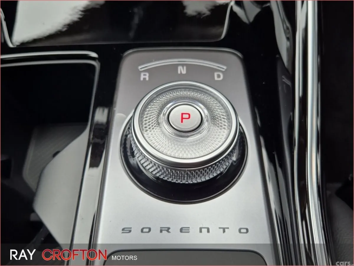 Kia Sorento SUV, Petrol Plug-in Hybrid, 2026, Grey