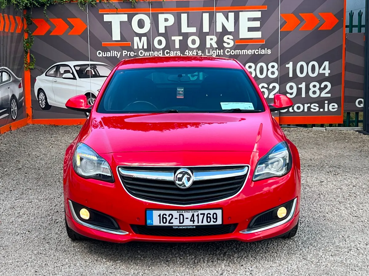 Opel Insignia Hatchback, Diesel, 2016, Red