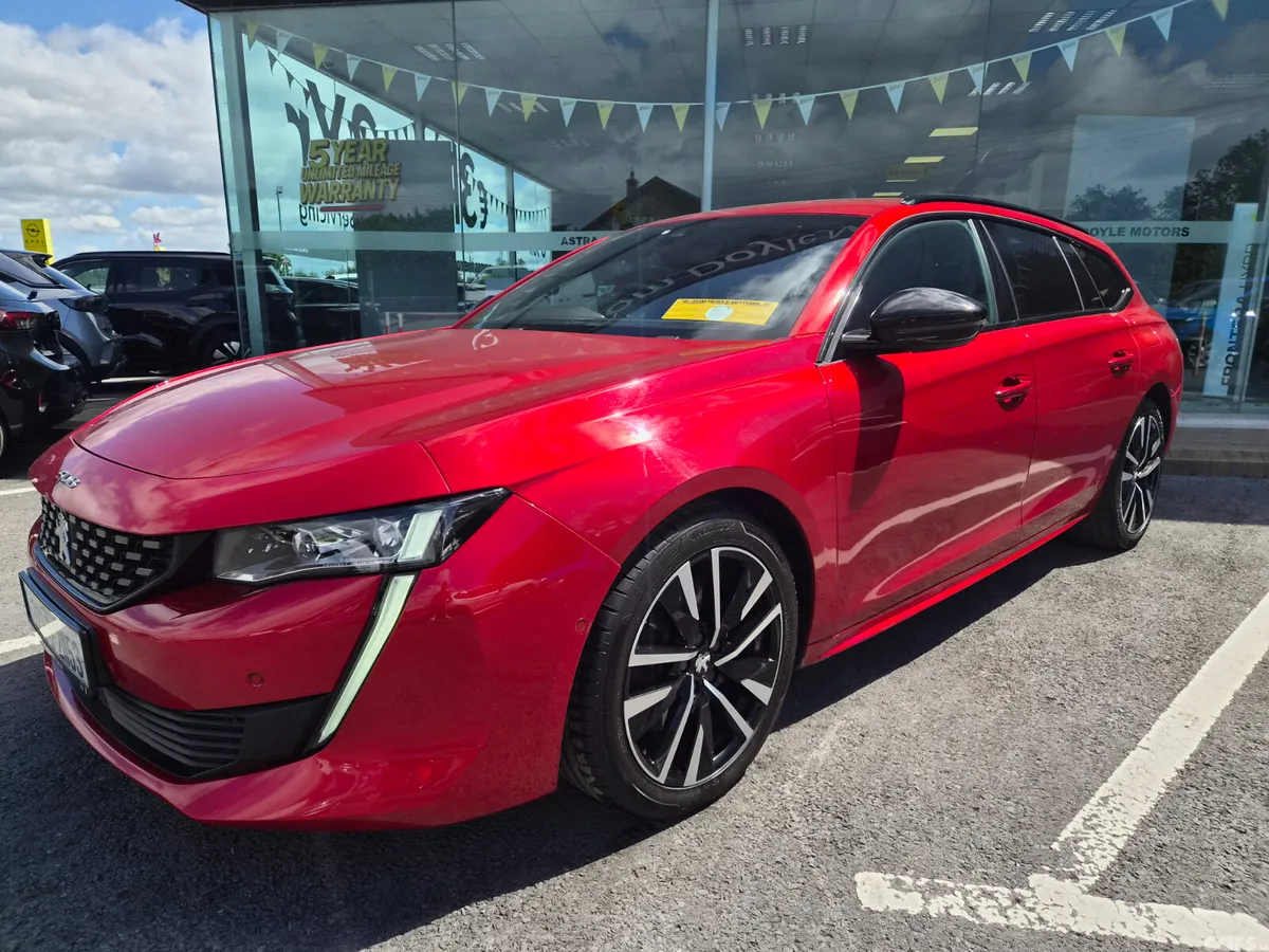 Peugeot 508 Estate/Jeep, Petrol Plug-in Hybrid, 2022, Red