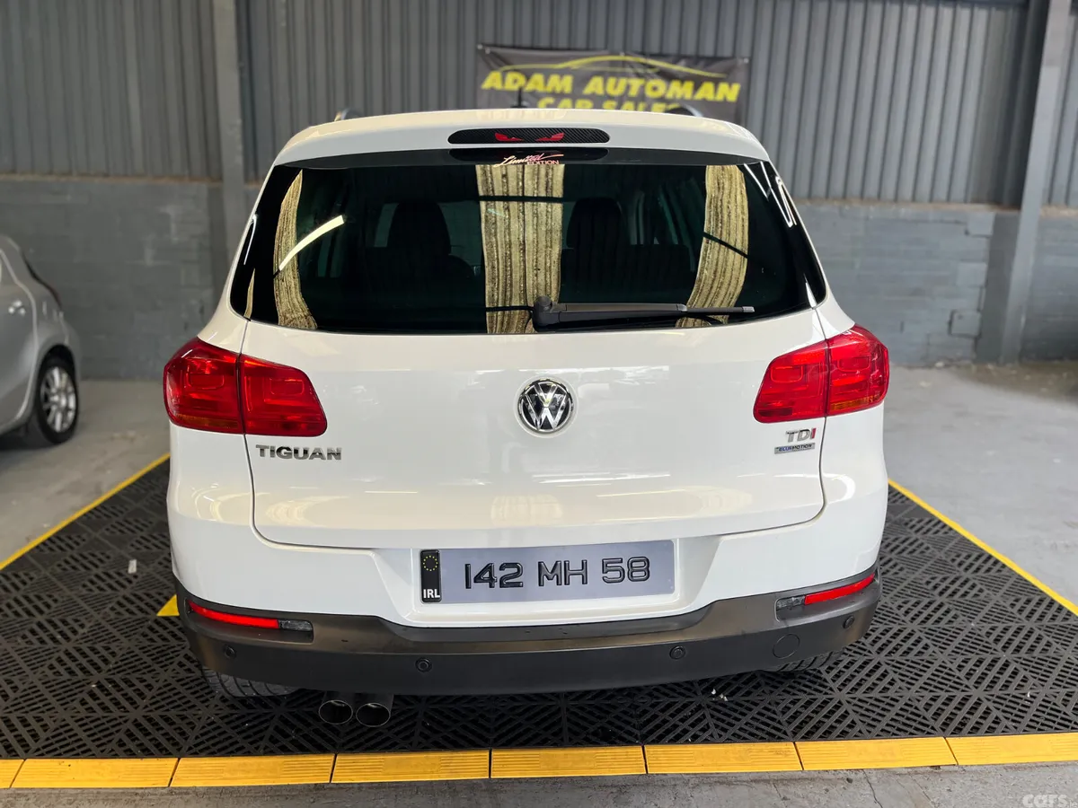 Volkswagen Tiguan SUV, Diesel, 2014, White
