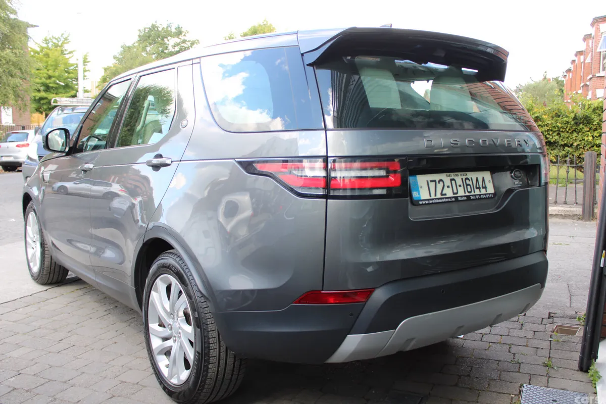 Land Rover Discovery SUV, Diesel, 2017, Grey