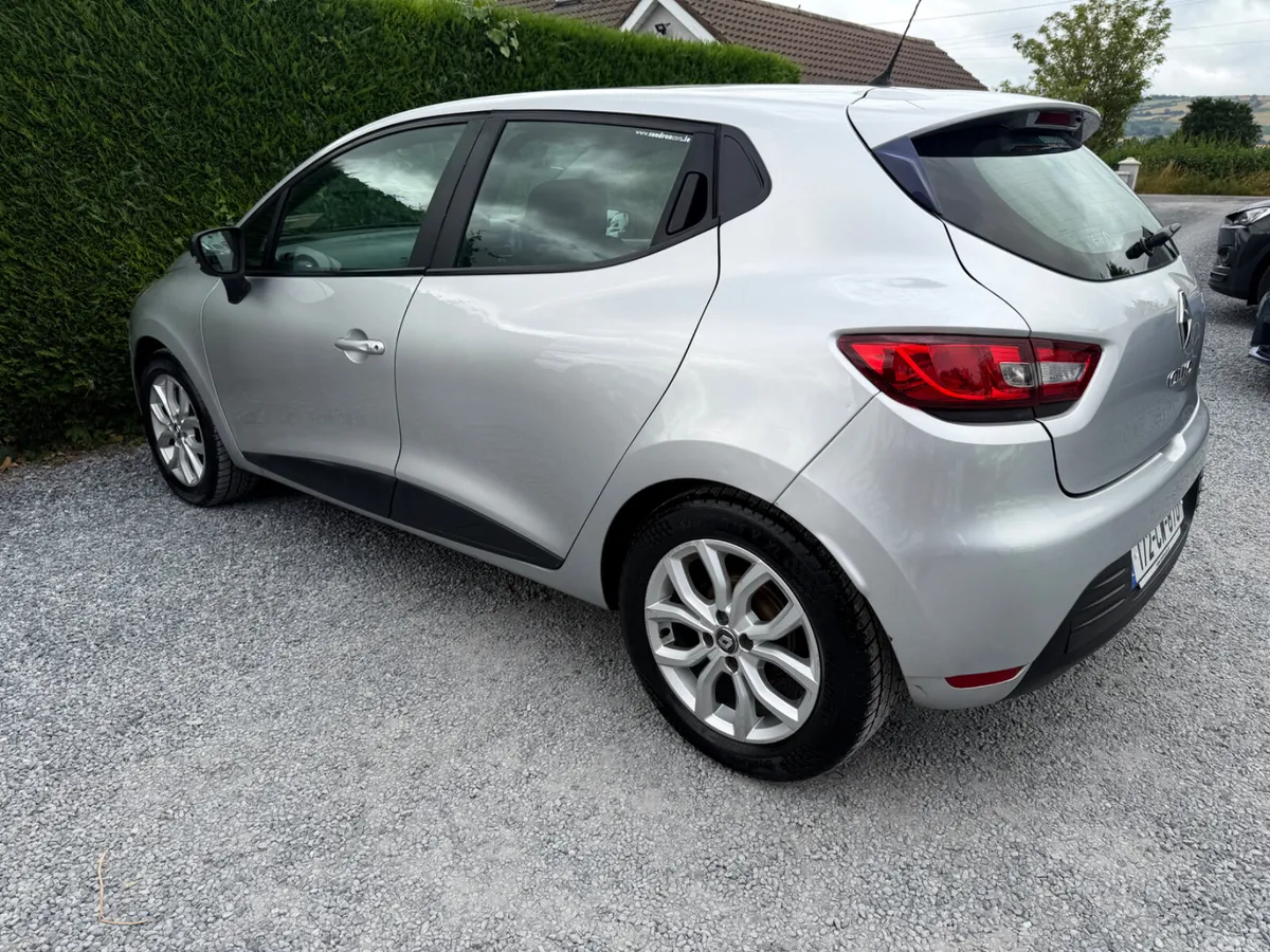 Renault Clio Hatchback, Diesel, 2017, Silver