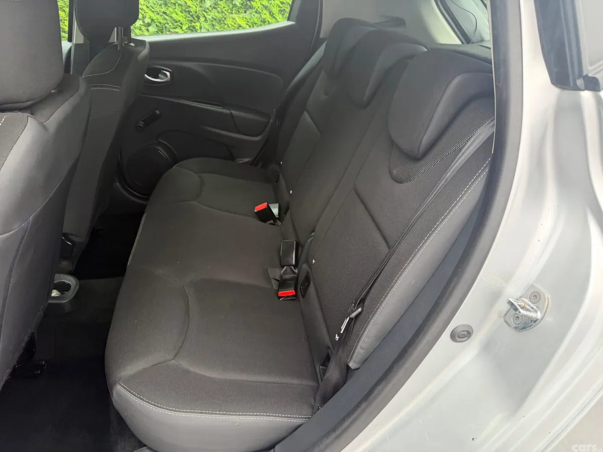 Renault Clio Hatchback, Diesel, 2017, Silver