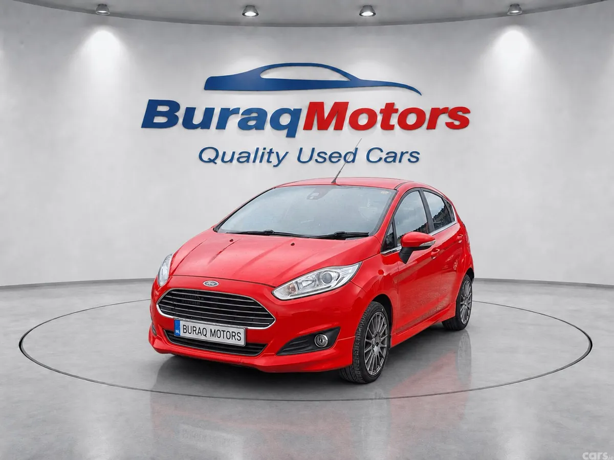 Ford Fiesta Hatchback, Petrol, 2016, Red