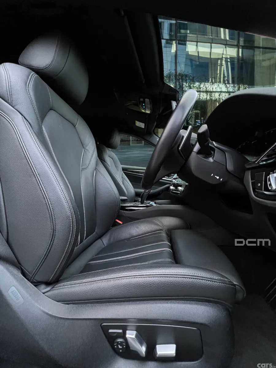 BMW 5-Series Saloon, Petrol Plug-in Hybrid, 2022, White
