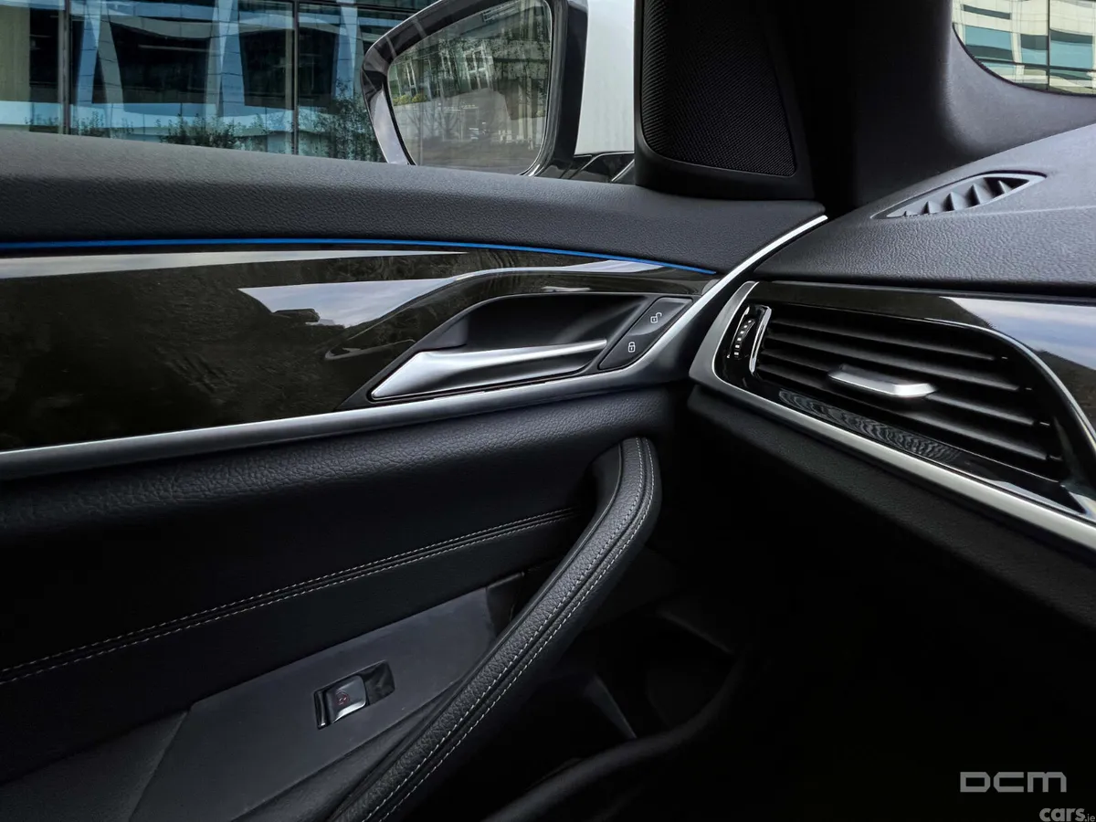BMW 5-Series Saloon, Petrol Plug-in Hybrid, 2022, White