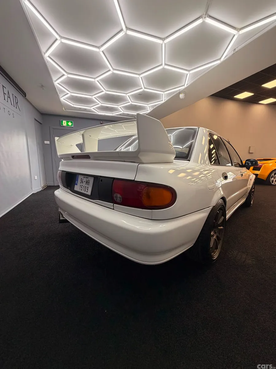 Mitsubishi Lancer Saloon, Petrol, 1994, White