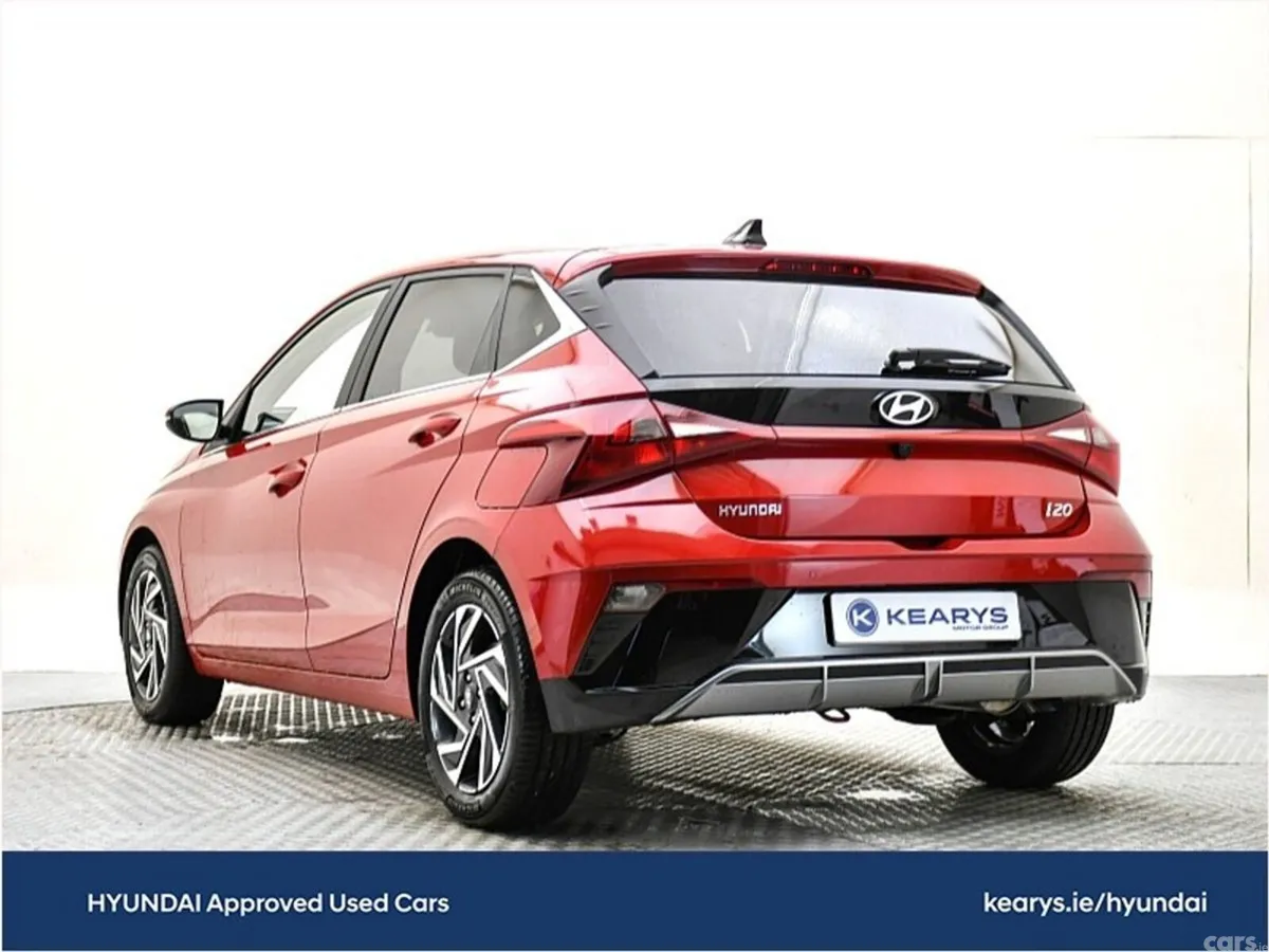 Hyundai i20 Hatchback, Petrol, 2024, Red