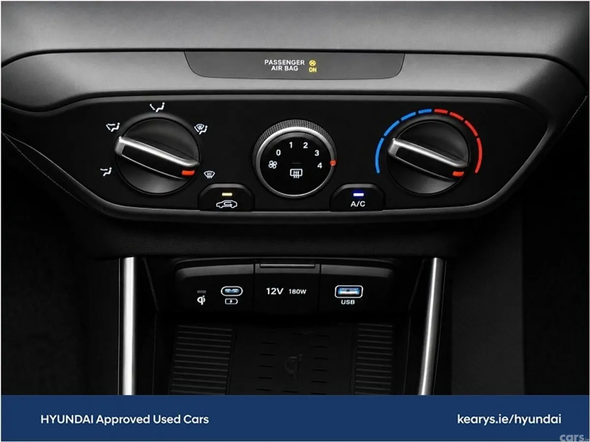 Hyundai i20 Hatchback, Petrol, 2024, Red
