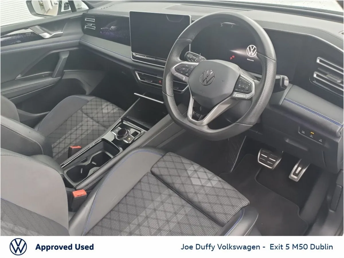 Volkswagen Tiguan SUV, Petrol Plug-in Hybrid, 2025, White