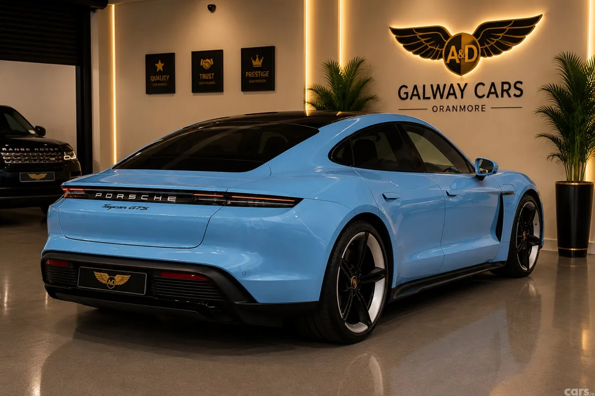Porsche Taycan Saloon, Electric, 2023, Blue
