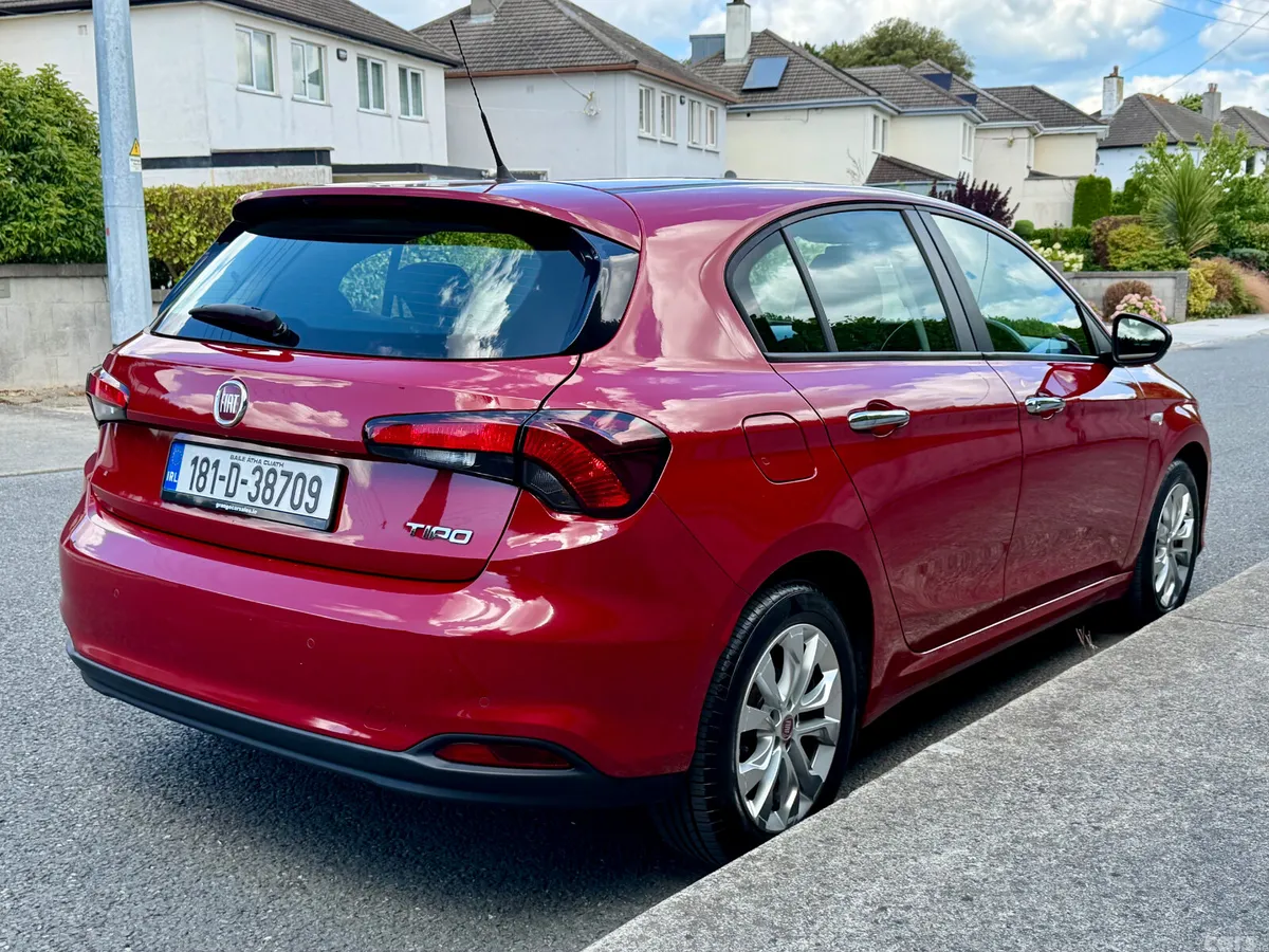Fiat Tipo Hatchback, Petrol, 2018, Red